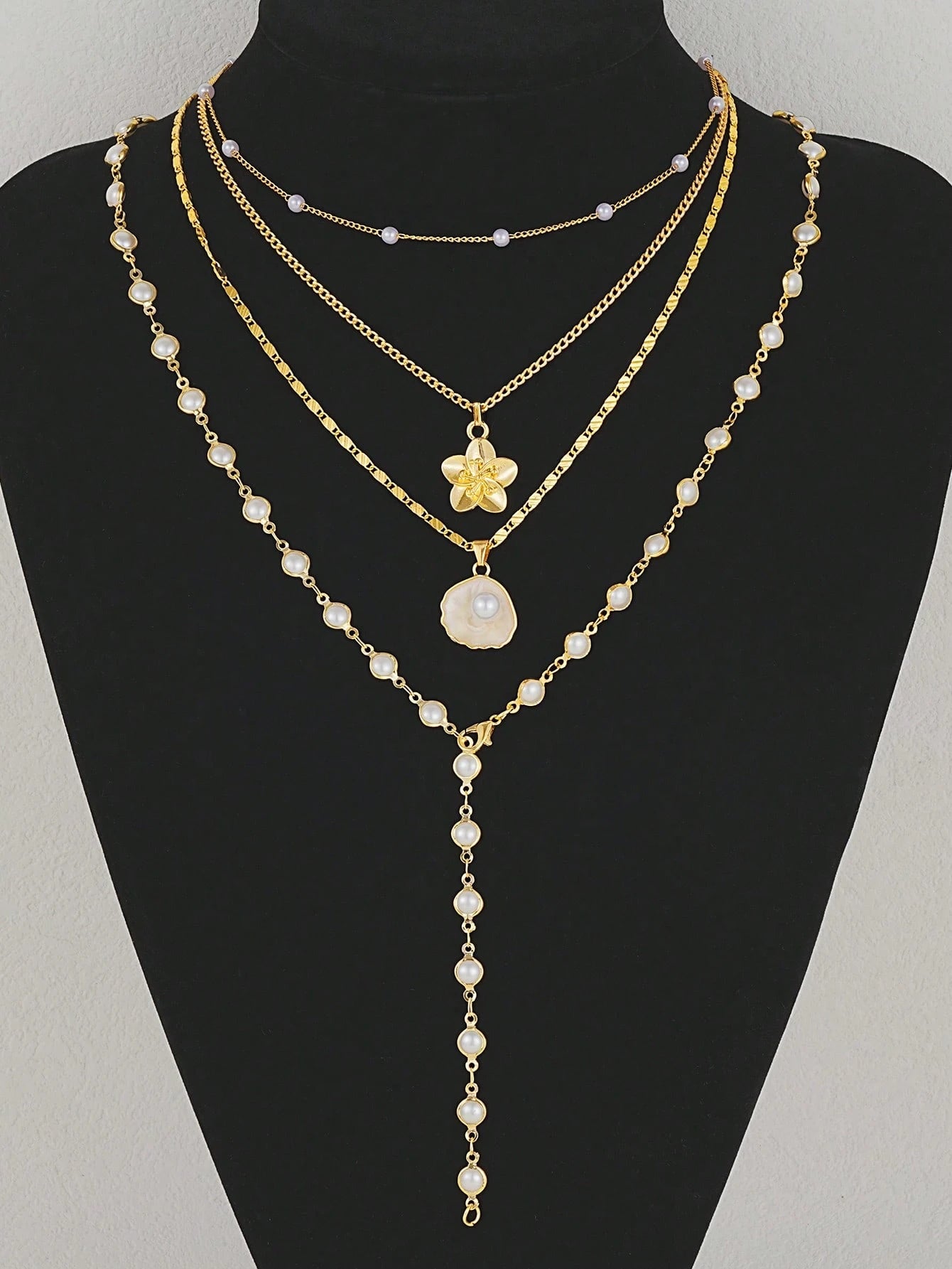 4pcs Vintage Bohemian Style Metal Shell